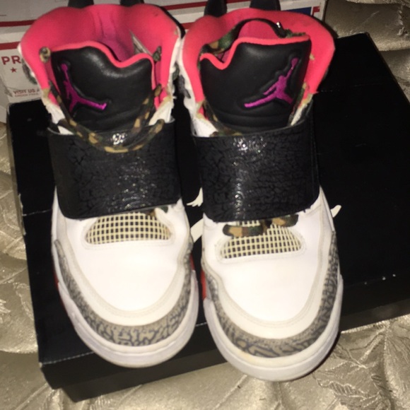 Jordan son of mars hot lava - Picture 1 of 5